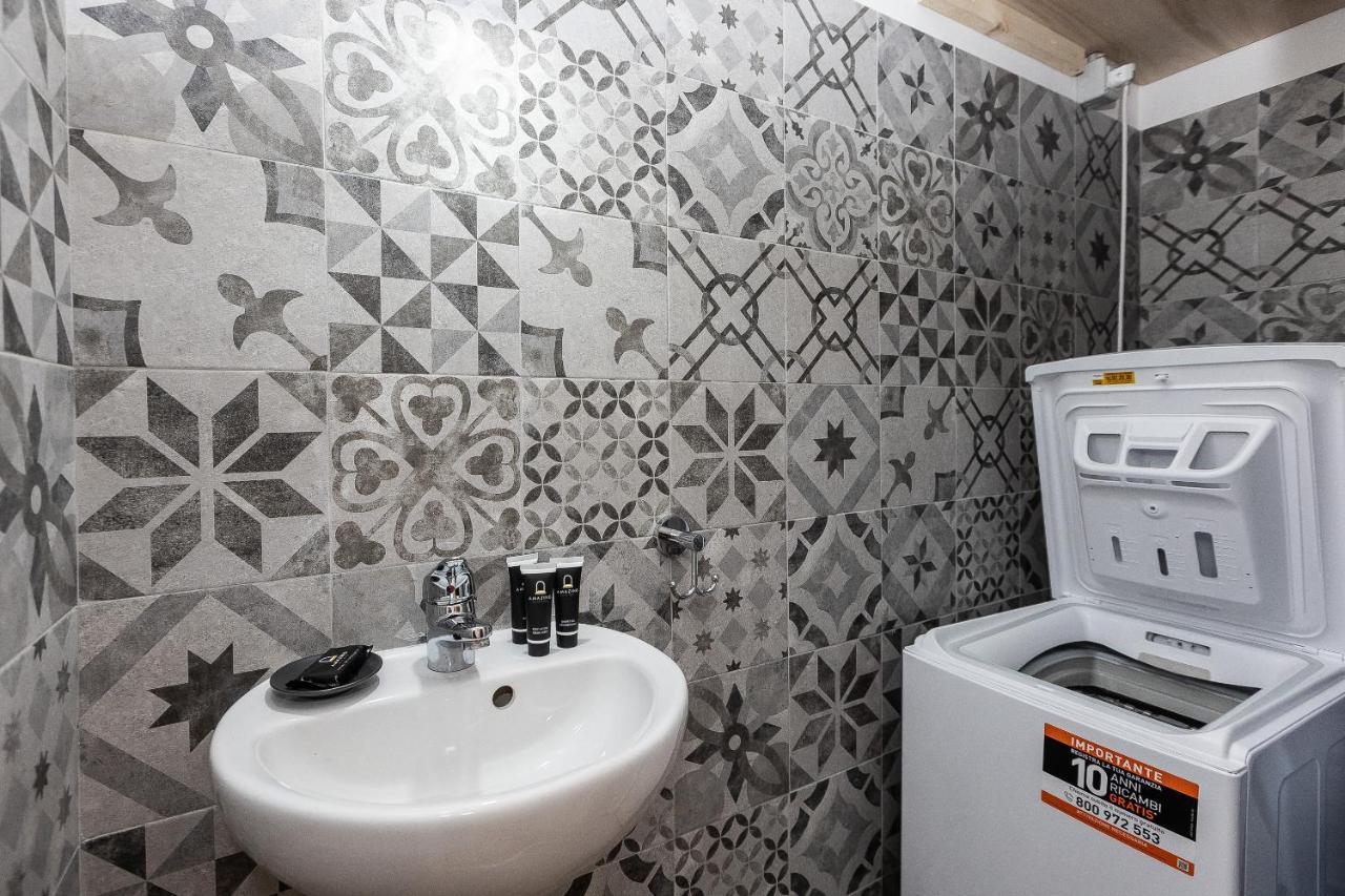 Lovely New Via Genova Apartment Rom